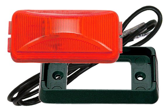 amd-150bkr-red-sealed-rectangular-clearance-light-kit-10.gif